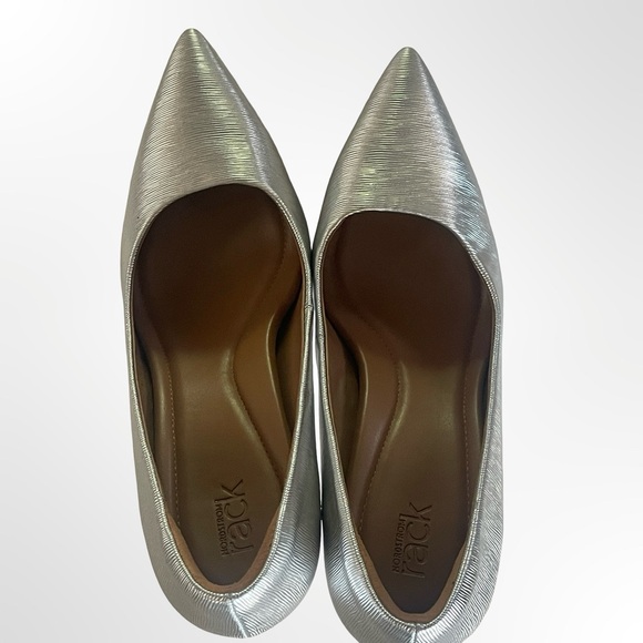 Nordstrom Metallic Silver Pointed-Toe Kitten Heel Pumps in 9 - Picture 5 of 8